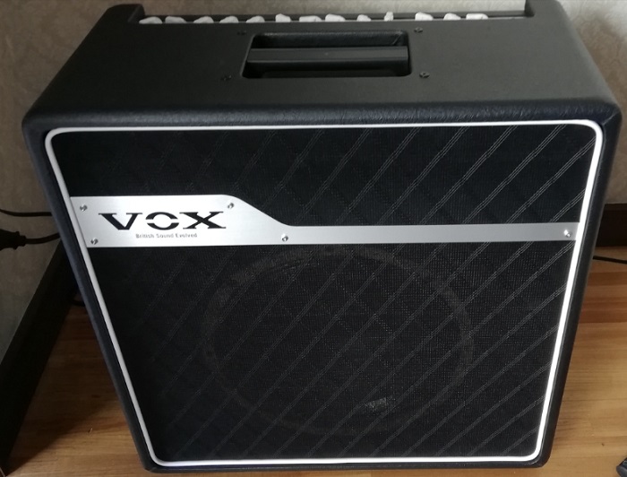 ギターアンプ(VOX　Nutube搭載コンボアンプ MVX150C1)